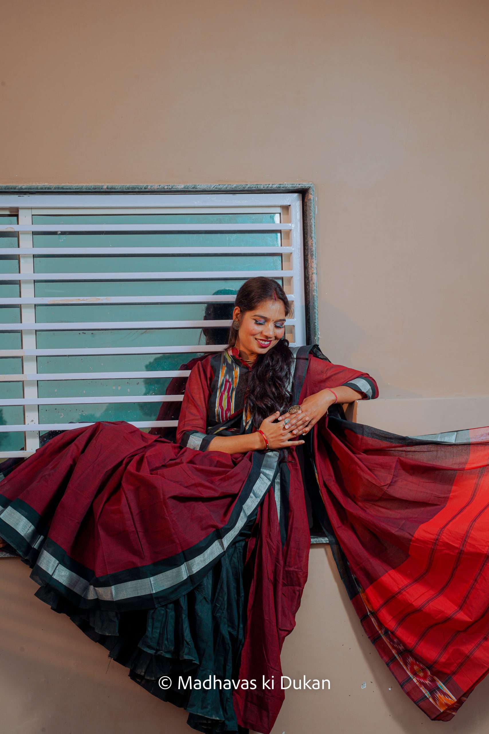 Style your Saree's in 10 Fabulous way! | Fashionworldhub